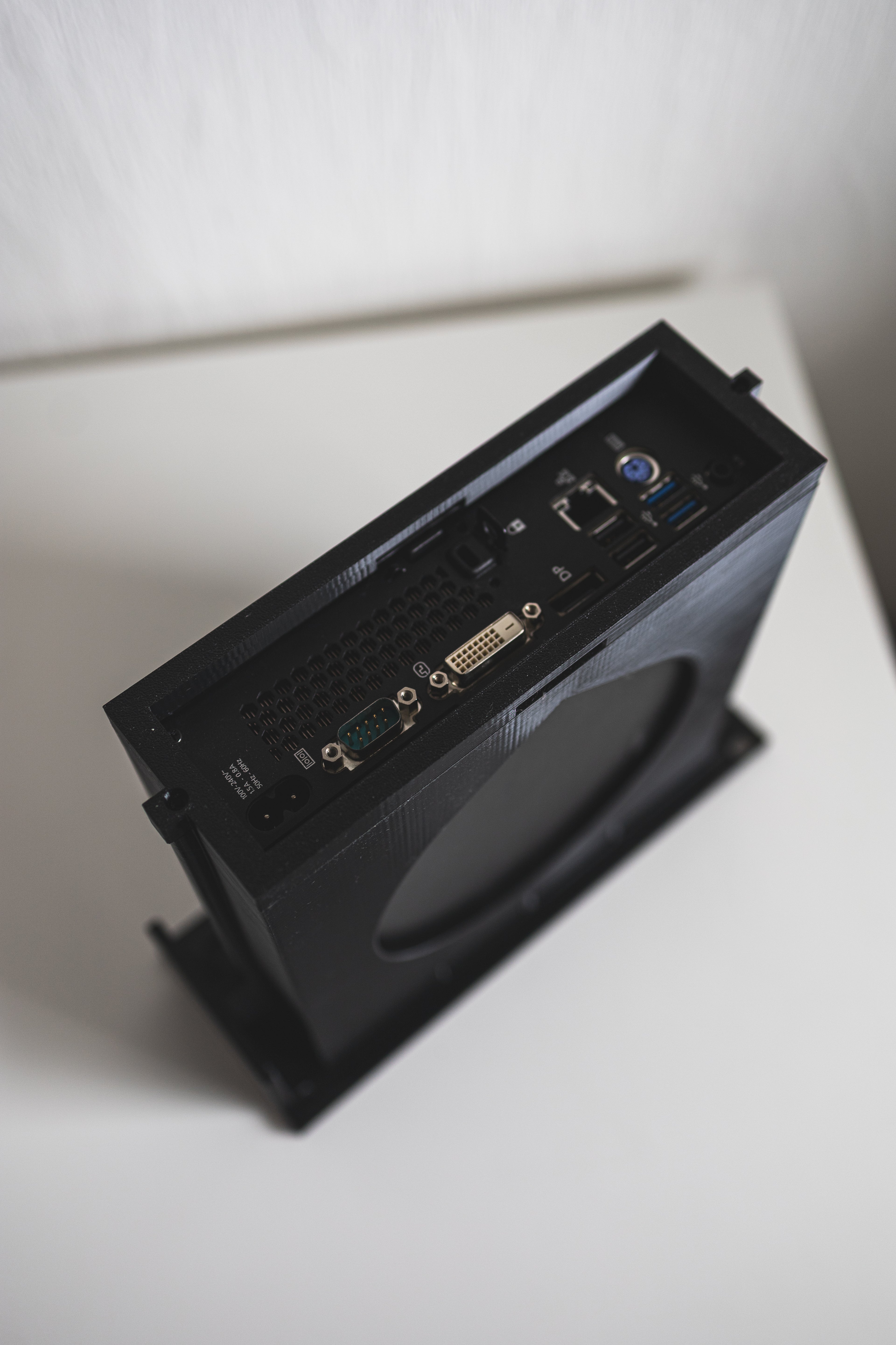 2U Rack Mount Halterung für Fujitsu Esprimo Q556 / Q556-2 – 19/10 Zoll