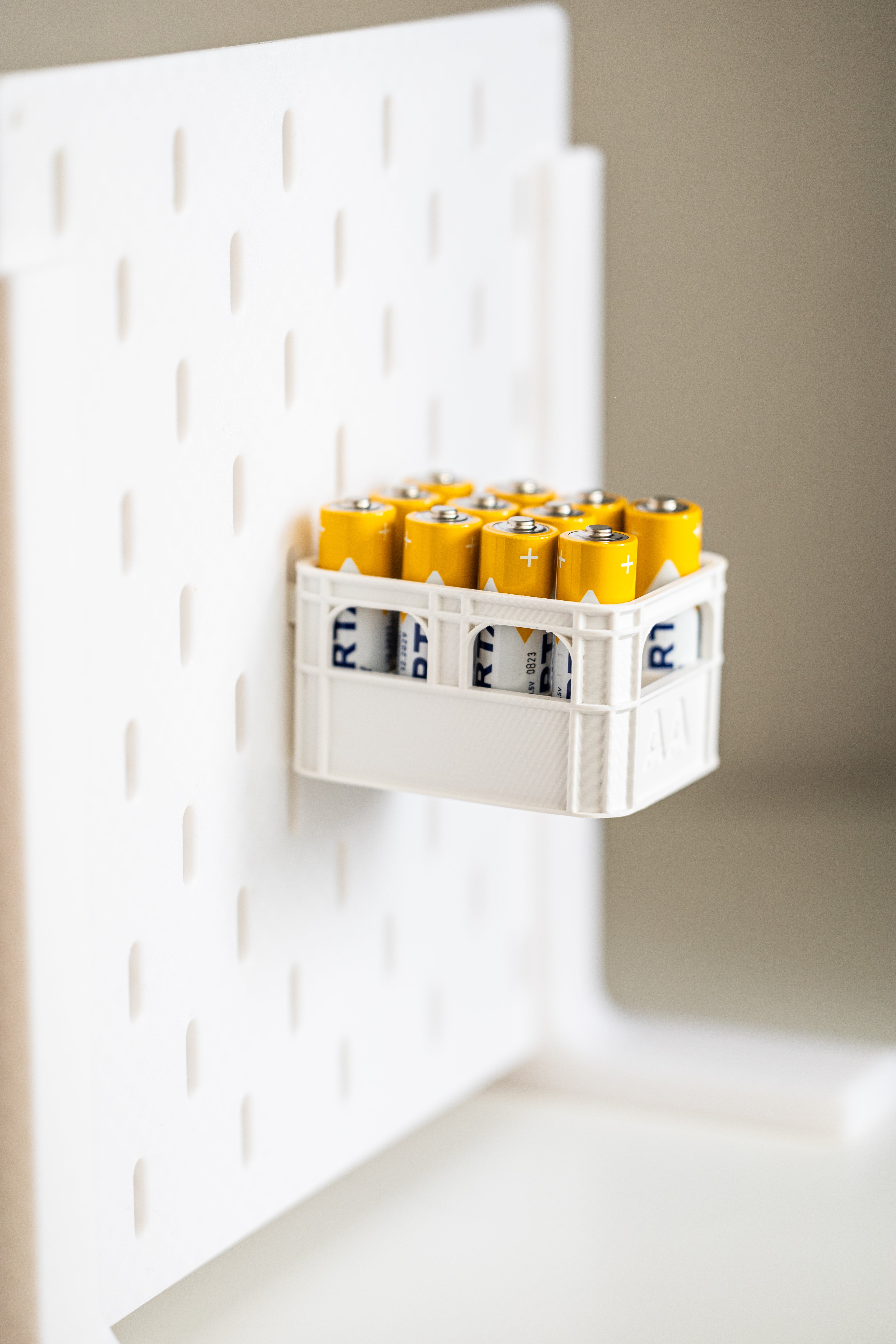 SKADIS Batteriehalter für AA & AAA – Praktisches Batteriezubehör