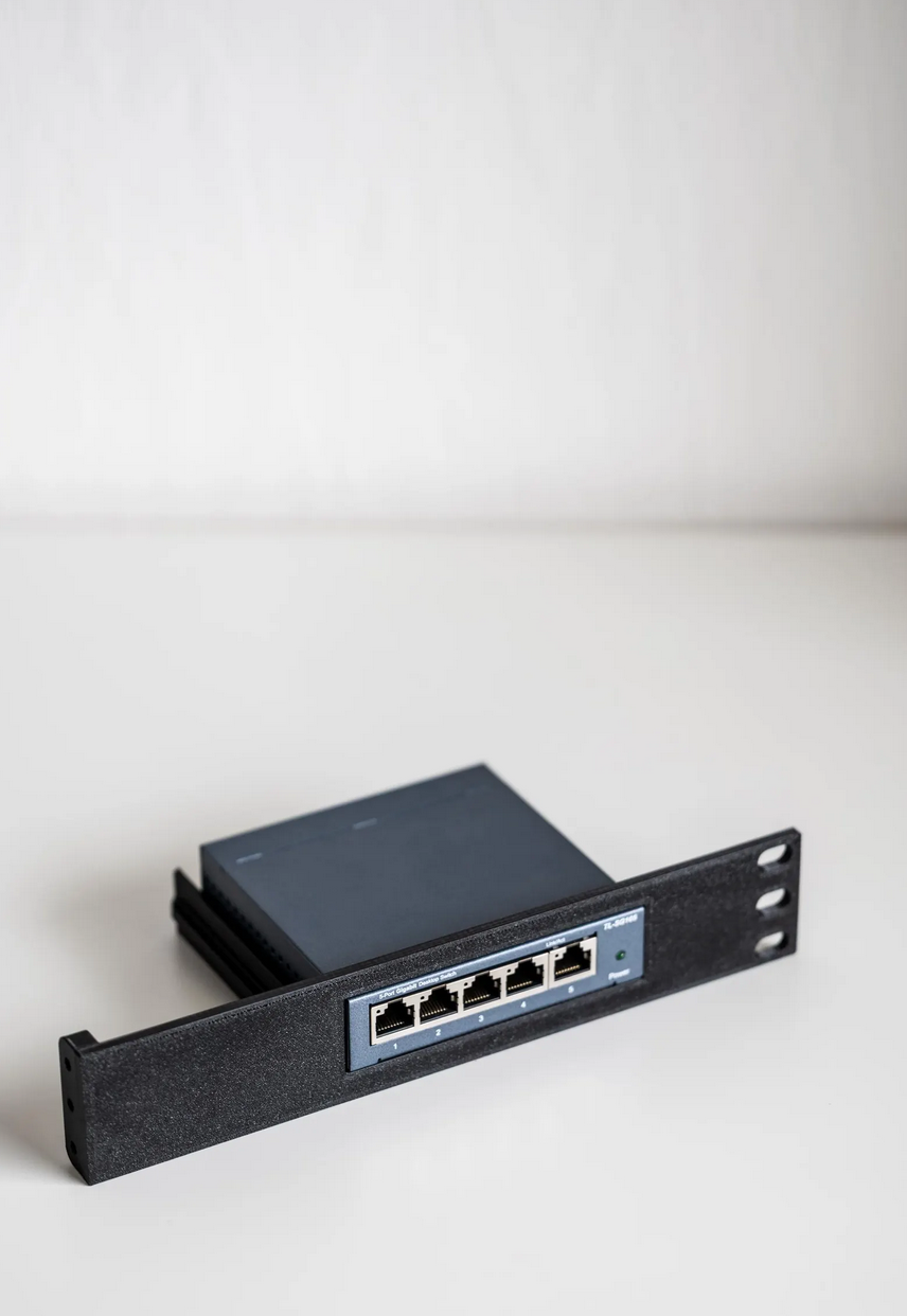 1U Rack Halterung für TP-Link SG105/OC200, SG108 10/19 Zoll