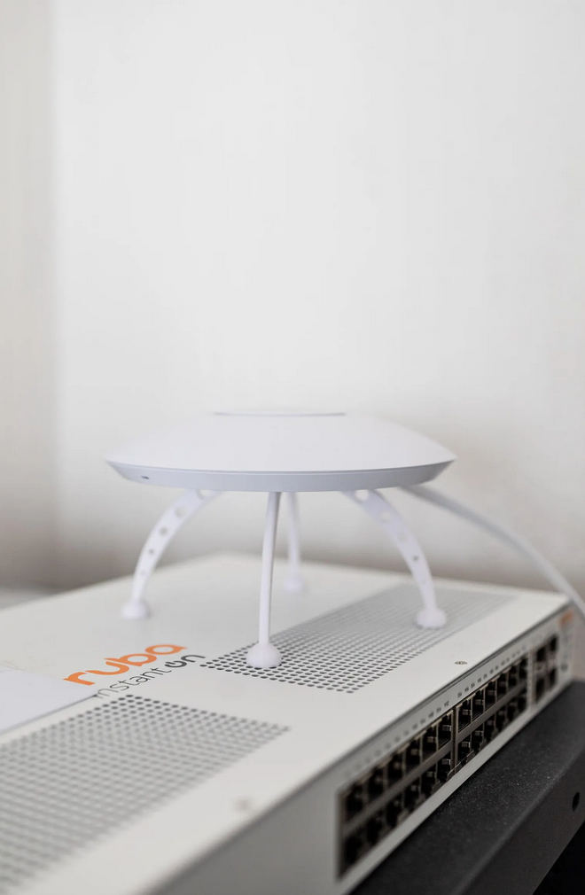 UFO Standfuß für Ubiquiti UniFi Access Point Pro / AC-Lite